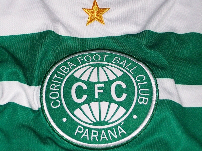 Parabéns ao Coritiba Foot Ball Clube pela vitória no ultimo domingo por 3 a 0 sobre o rival Atlético Paranaense pela primeira partida da final do campeonato Paranaense.