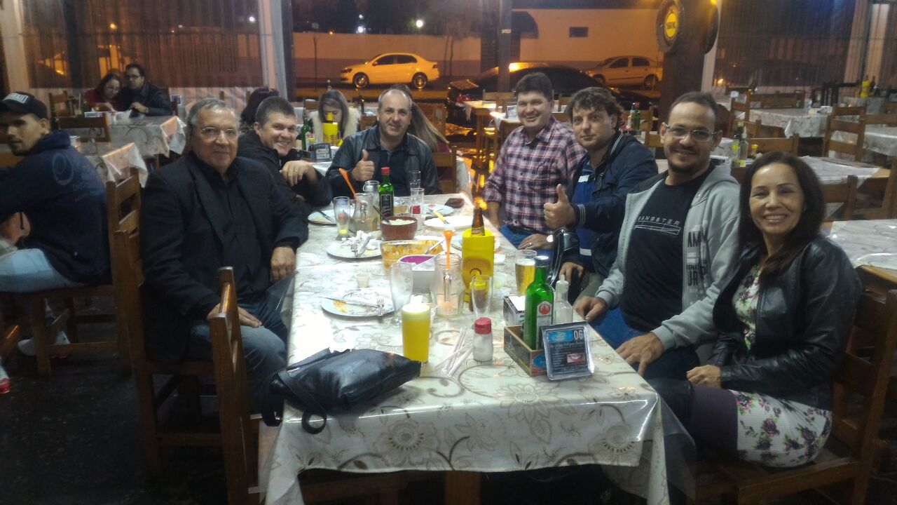 Anibelli Com amigos de Uniflor e Atalaia