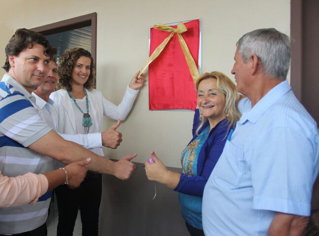 Deputado Anibelli Neto participa de inauguração de Escola em Agudos do Sul no Bairro Queimados.