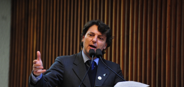 Anibelli faz apelo para que governo pague data-base dos servidores