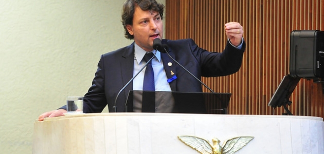 Anibelli critica legado deixado pelo governo PSDB/PP no Paraná