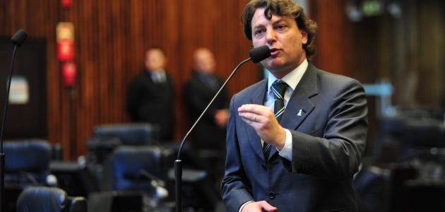 Assembleia Legislativa aprova projeto de lei do deputado Anibelli Neto que prevê campanhas informativas contra o câncer de pele nos cinemas