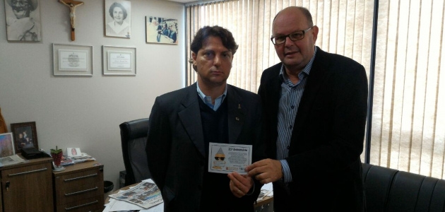 Anibelli Neto recebe convite para o 21º Aniversário do Jornal Noroeste