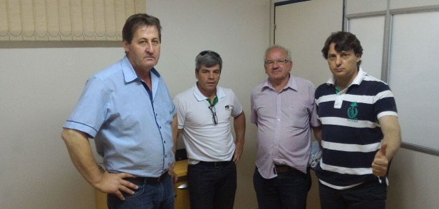 Anibelli Neto visita presidente da CAMISC