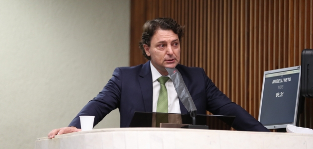 Anibelli Neto apresenta voto de pesar pela morte do ex-prefeito de Mangueirinha