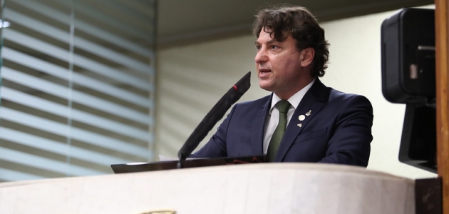 Assembleia aprova projeto de Anibelli Neto que libera transporte intermunicipal de cadáveres