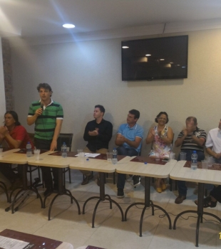 Deputado Anibelli Neto participa de reunião da oposição em Quatro Barras