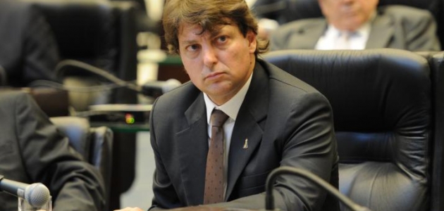 Anibelli Neto lidera bancada da oposição em defesa das famílias paranaenses que utilizam serviços da SANEPAR.