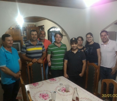 Anibelli visita amigos na cidade de Califórnia.