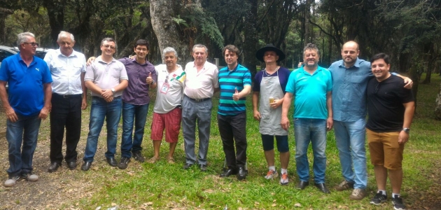 Anibelli Neto prestigia a Festa da Melancia em Paula Freitas.