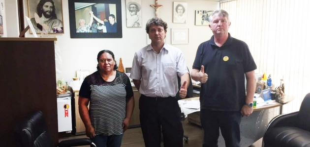 Vereador Drº Douglas do MDB de Agudos do Sul visita deputado Anibelli Neto.