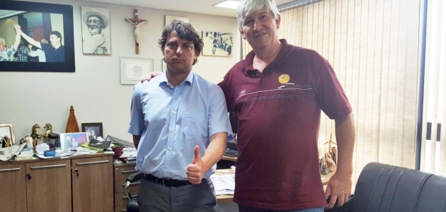 Prefeito Kurt de Porto Vitoria visita Anibelli Neto.  