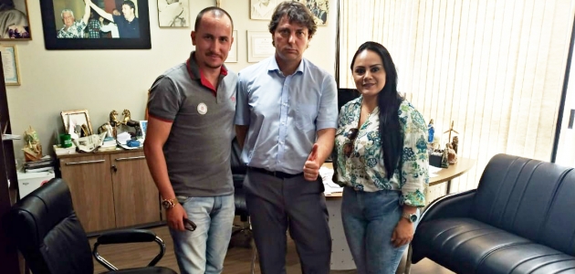 Anibelli Neto recebe Amigos.