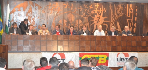 Frente Parlamentar em Defesa da Classe Trabalhadora realiza evento de lançamento