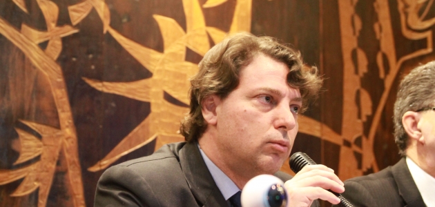 Para garantir os direitos de mais 600 mil micros e pequenos empresários do Paraná conquistados no governo do PMDB, o deputado estadual Anibelli Neto apresenta emenda ao projeto de lei nº 557/2017.