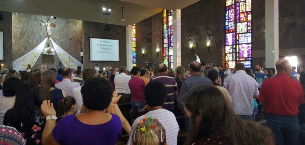 Santa Missa em louvor à Padroeira de Clevelândia Nossa Senhora da Luz.