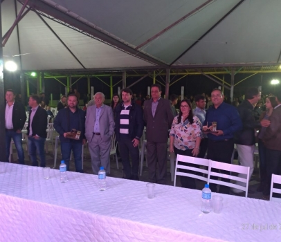 Anibelli Neto prestigia festa dos agricultores de Guamiranga