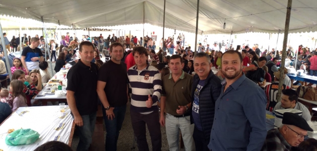 Festa do Padroeiro do município de Quitandinha .