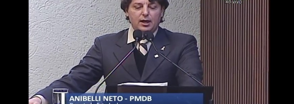 Anibelli Neto discursa em Plenário destacando o lançamento da Frente Parlamentar em Defesa dos Trabalhadores