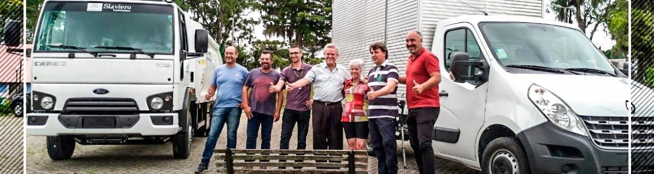 Anibelli participa de entrega de equipamentos em Quatro Barras