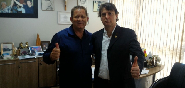 Prefeito de Munhoz de Melo visita Anibelli Neto