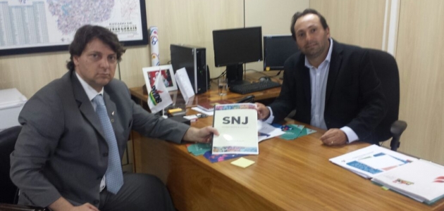 Deputado Anibelli Neto visita Cordenador de Projetos da Secretaria Nacional da Juventude