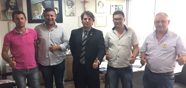 Autoridades de Honório Serpa visitam Anibelli Neto