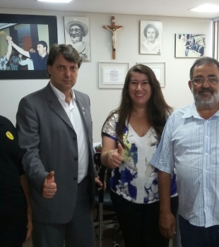 Deputado Anibelli Neto recebe lideranças de Pinhais