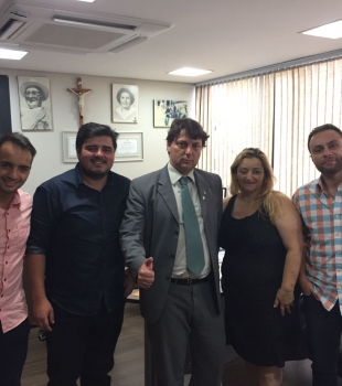 Prefeita de Agudos do Sul Luciane Teixeira visita Deputado Anibelli Neto.