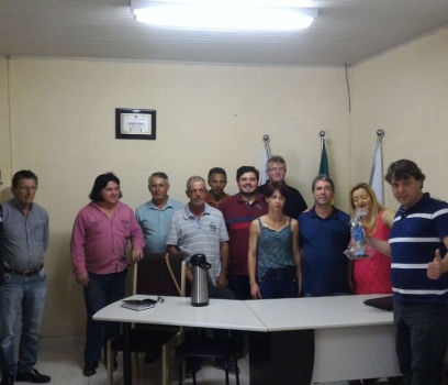 Deputado Anibelli Neto Visita Prefeita de Agudos do Sul Luciane e seu vice Mano.