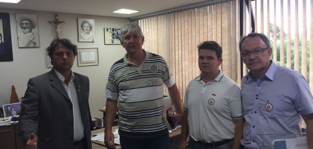 Prefeito e Secretários Visitam Deputado Anibelli