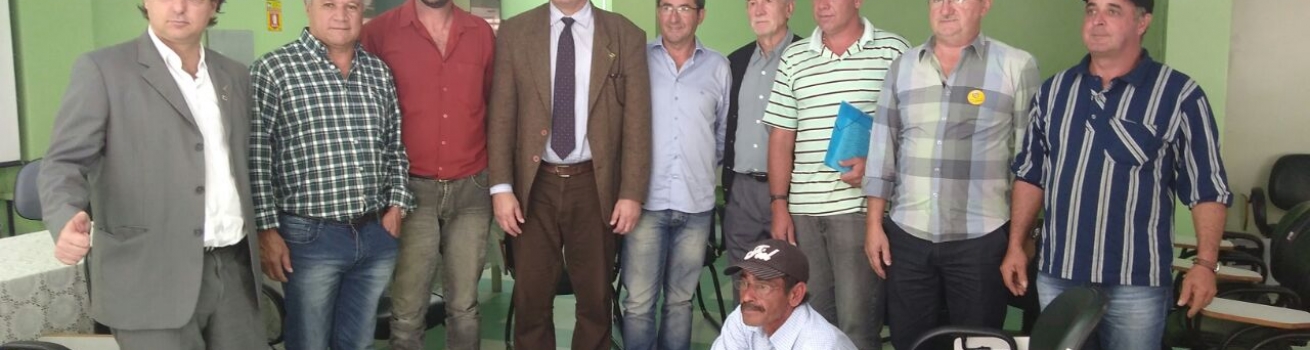 Deputado Anibelli Neto visita sede do INCRA (Instituto Nacional de Colonização e Reforma Agrária) com prefeito de Clevelândia Ademir Gueller do PMDB