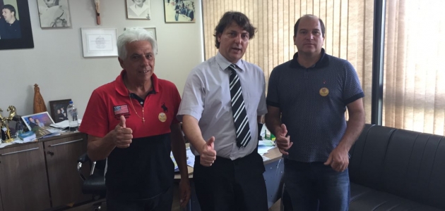  Vereadores de Rio Azul visitam Anibelli Neto