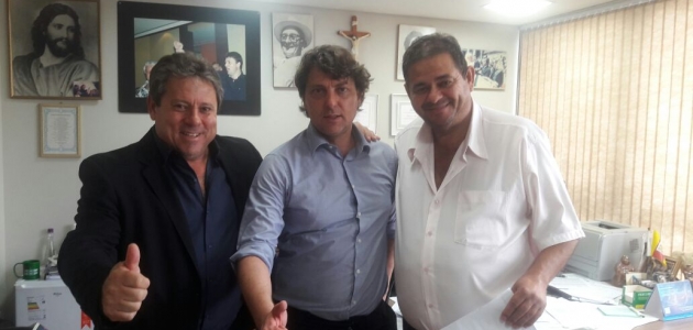 Prefeito Freonizio Valente de Santa Isabel do Ivaí e o Vereador Pres. Da Câmara Sidney do Ônibus  visitam dep. Anibelli Neto.