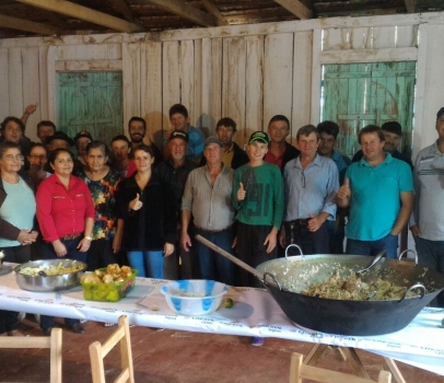 Deputado Anibelli participa de almoço com amigos