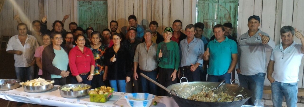 Deputado Anibelli participa de almoço com amigos