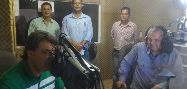 Depuatdo Anibelli Neto  concede entrevista a Rádio de Rio Bom