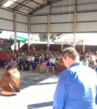 Deputado Anibelli participa de Festa em homenagem as  mães na cidade de Cambira