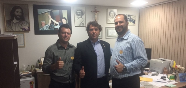 Vereadores de Ivatuba Visitam Anibelli Neto