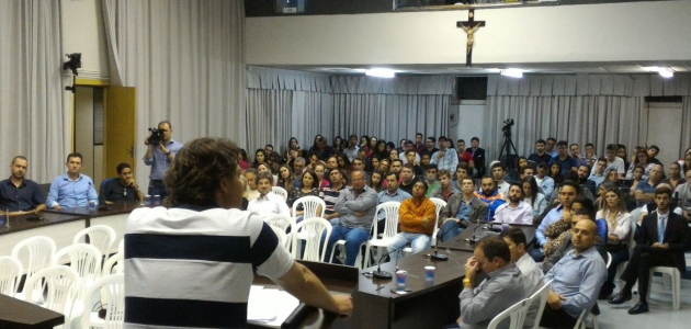 Anibelli Neto Contra a Renovação dos Contratos do Pedágio em Apucarana.