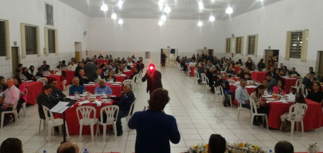 Anibelli Neto participa do Jantar com Empreendedores da Região de Paranavaí em Comemoração de 33 anos da AMPEC-MICROPAR.