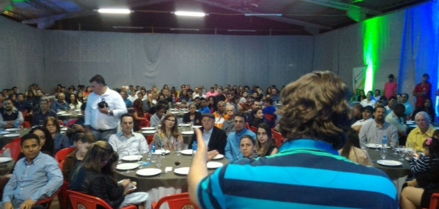 Anibelli Neto participa da 1°Festa do Agricultor em Quarto Centenário.