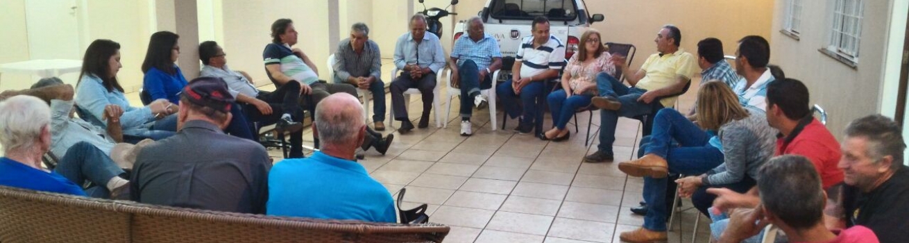 Anibelli Neto participa da Reunião do PMDB de Tuneiras do Oeste.