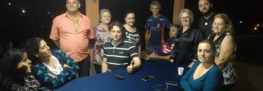 Deputado Anibelli Neto visita Dona Zenilda, de Barra do Jacaré