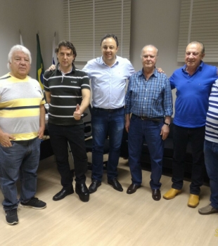 Anibelli visita o prefeito Bill de Campina Grande do Sul.          