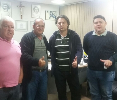 Anibelli recebe a visita dos amigos de Diamante do Norte.