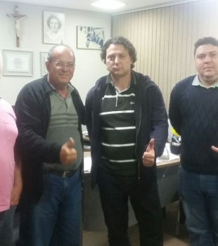 Anibelli recebe a visita dos amigos de Diamante do Norte.