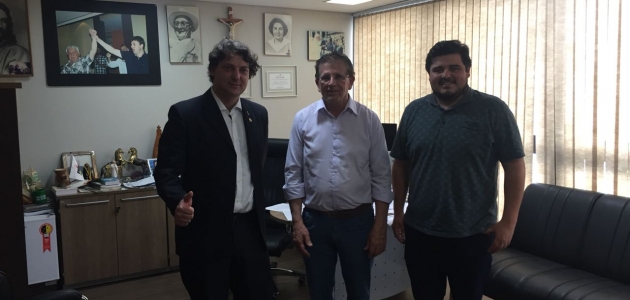 Autoridades de Agudos do Sul visitam Anibelli Neto