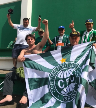 Torcida Coxa Branca em Chapecó.