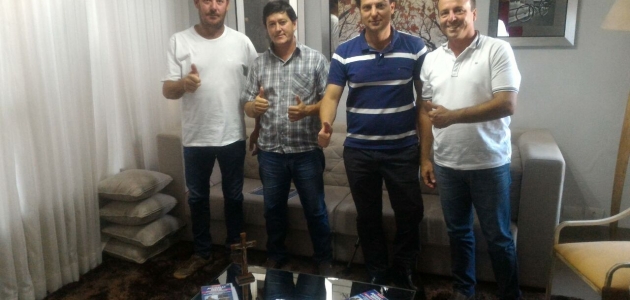 Anibelli visita amigos do MDB de Pitangueiras